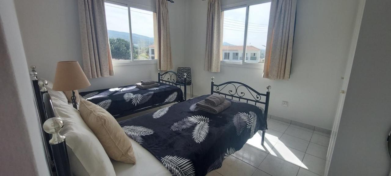 Spacious 2 Bedroom *