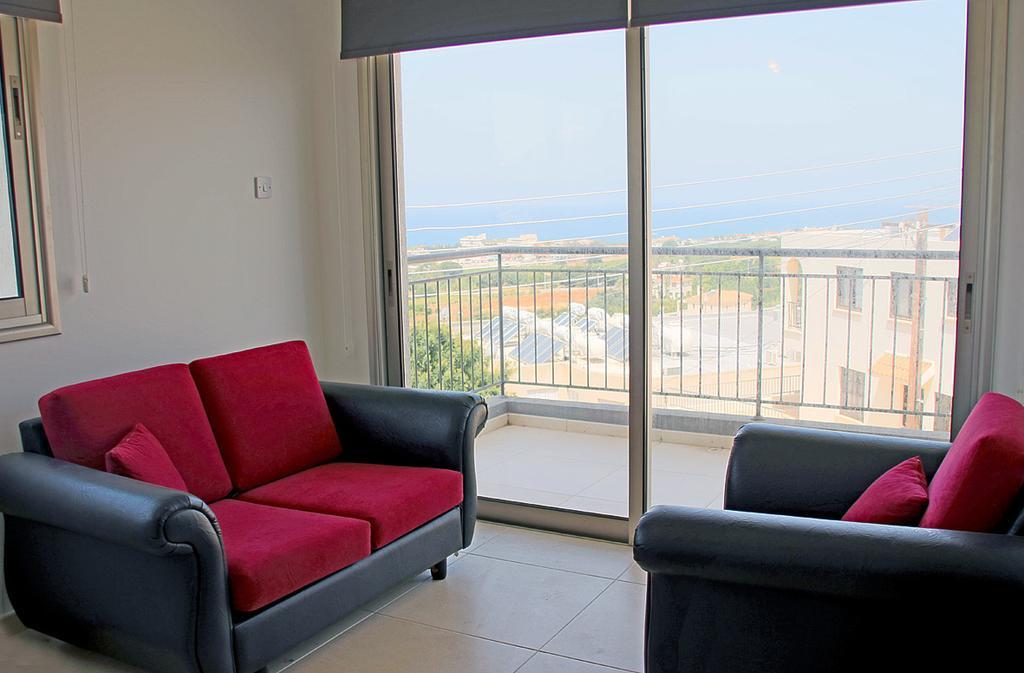 Kissonerga Sea View Apartment *