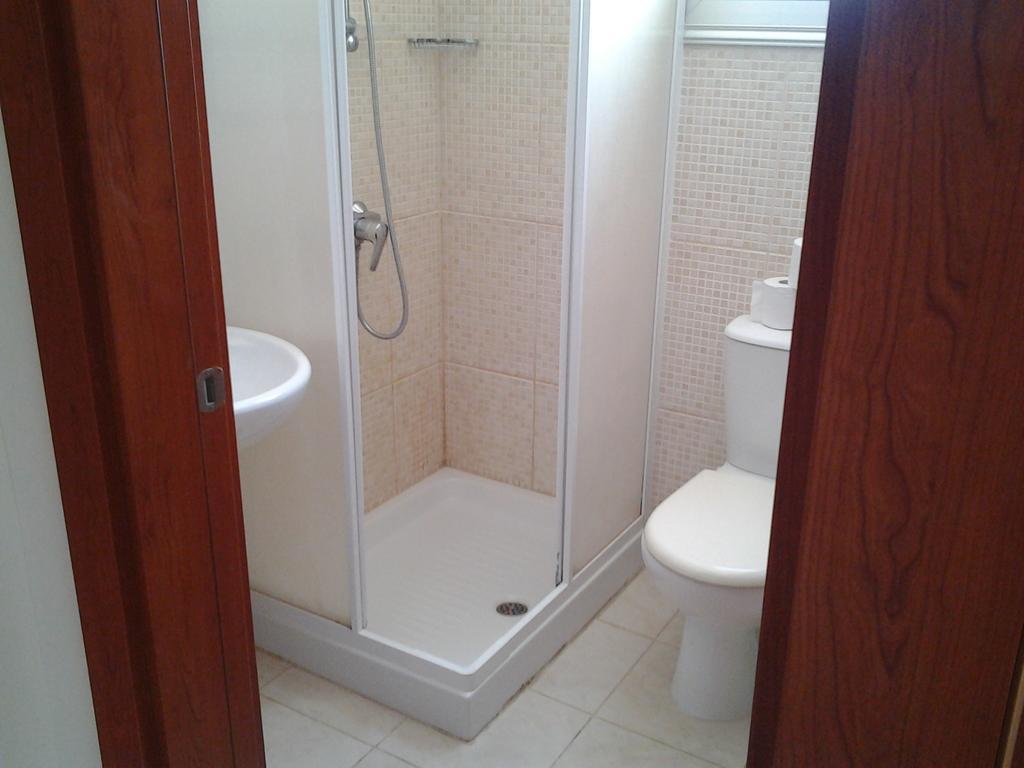 Artemis Karas Holidays Apartment *