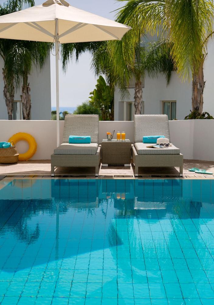 Althea Kalamies Luxury Villa