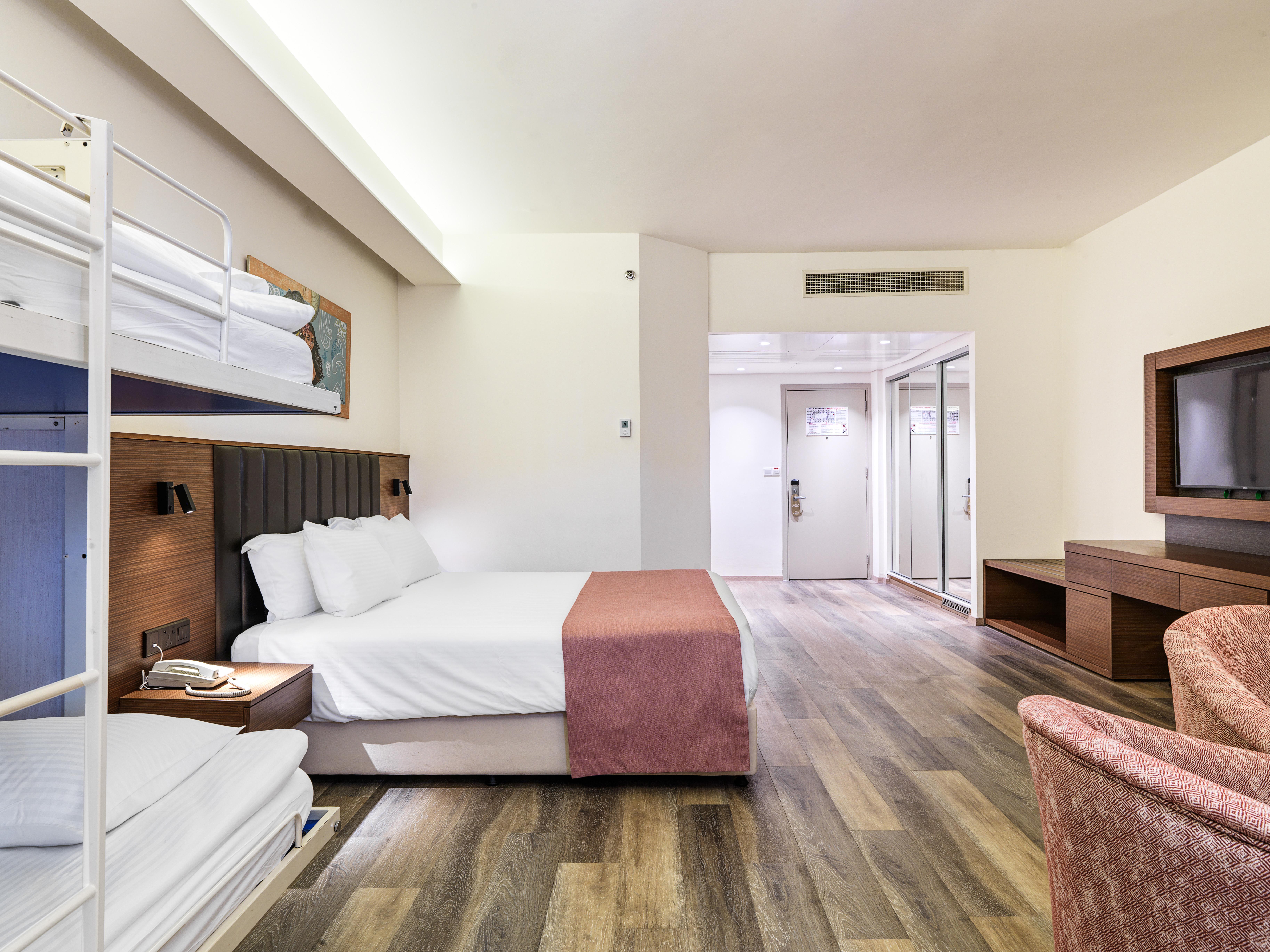 St Raphael Hotel