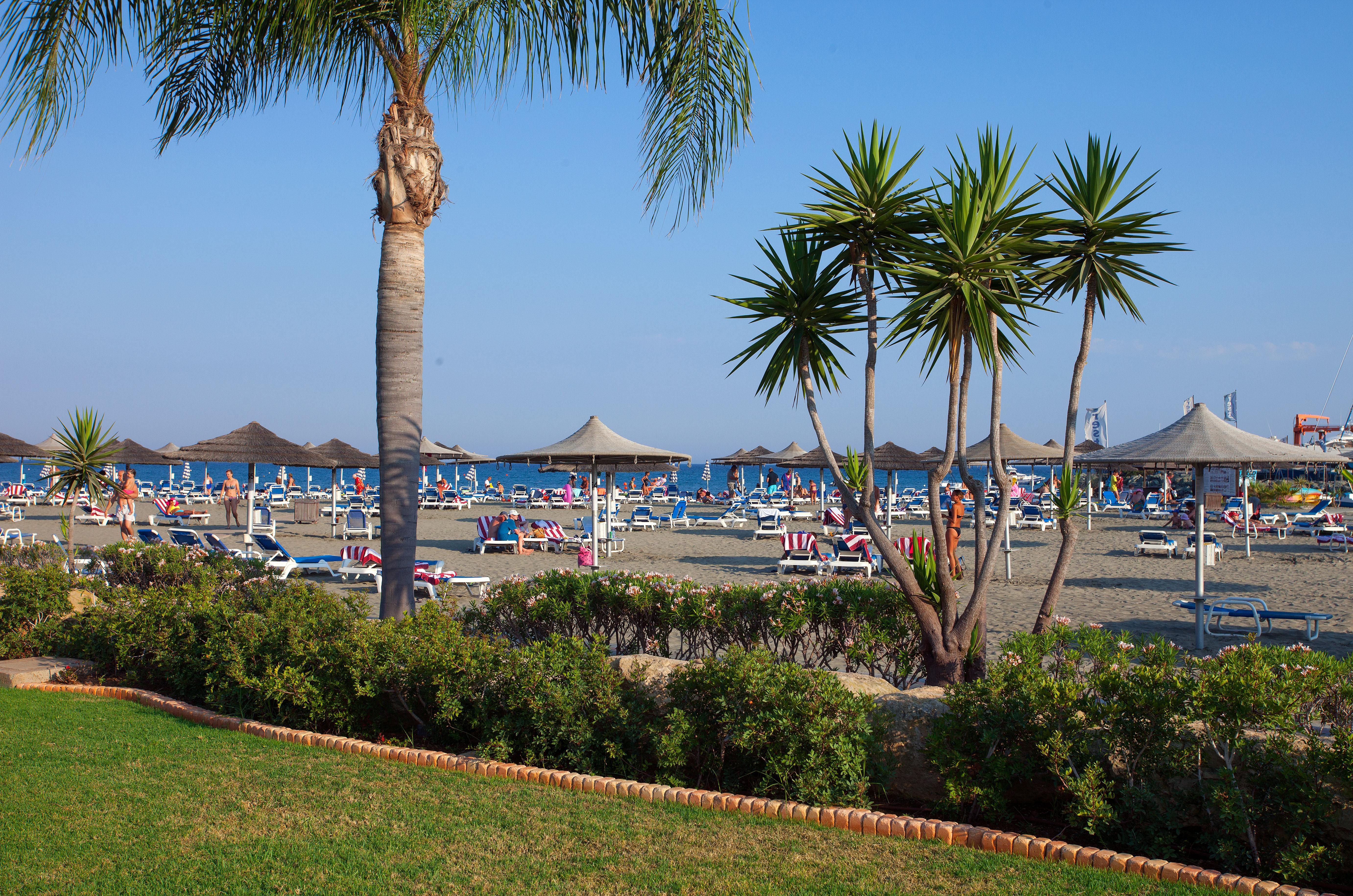 St Raphael Hotel 5*