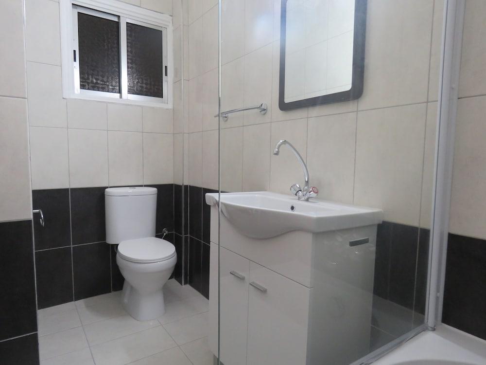 Polyxeni Aparthotel Limassol