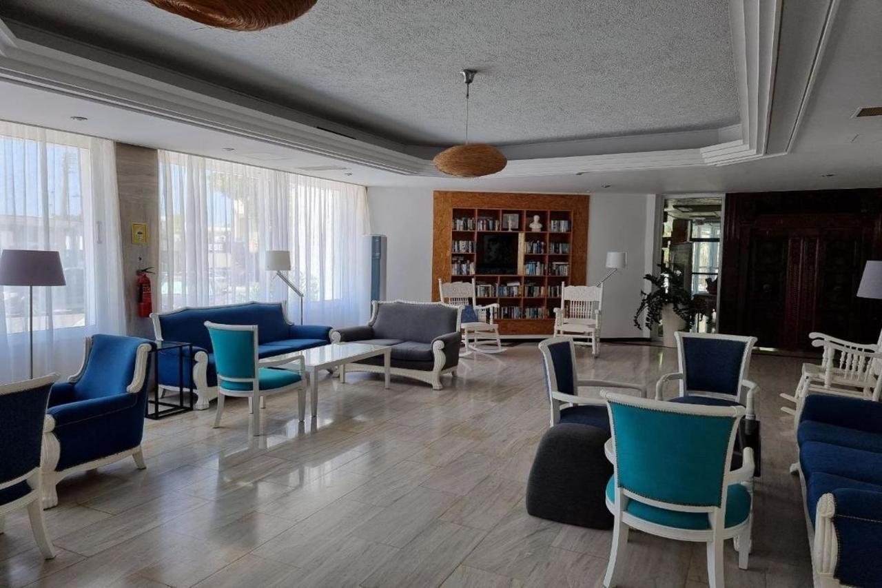 Hotel Nereus 3*