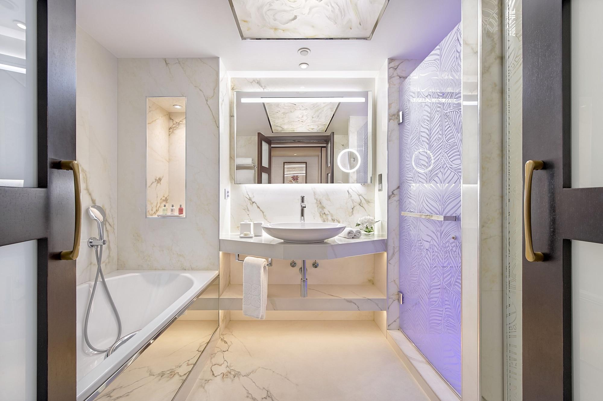 Hotel Four Seasons Agios Tychonas