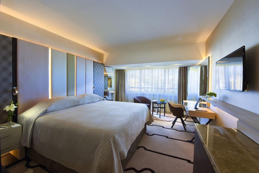 Hotel Four Seasons