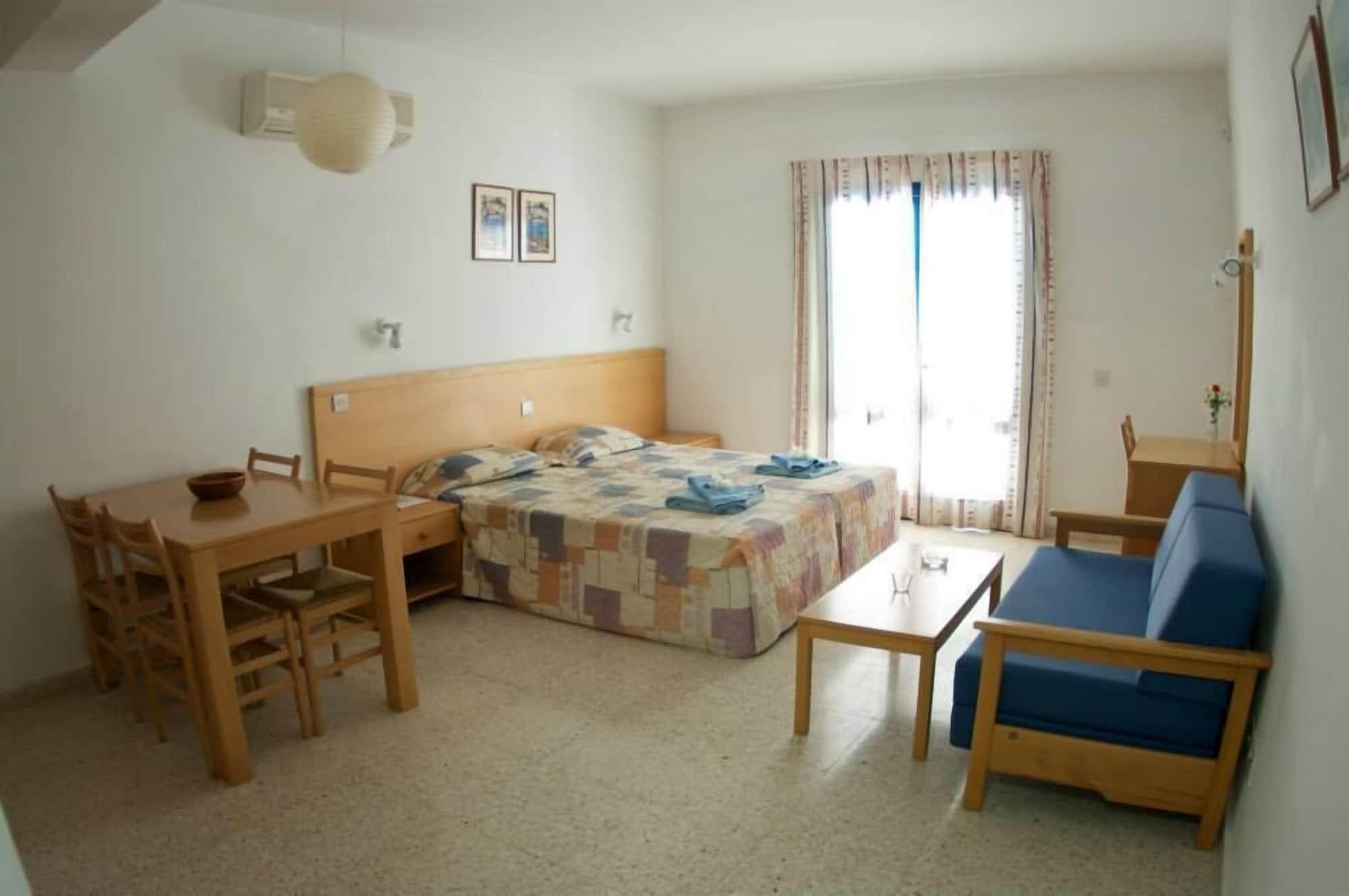 Hylatio Tourist Village 3* Pissouri