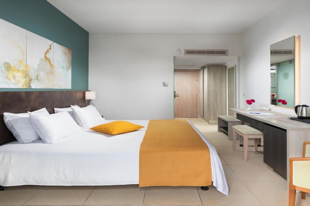 Mayfair Gardens Hotel