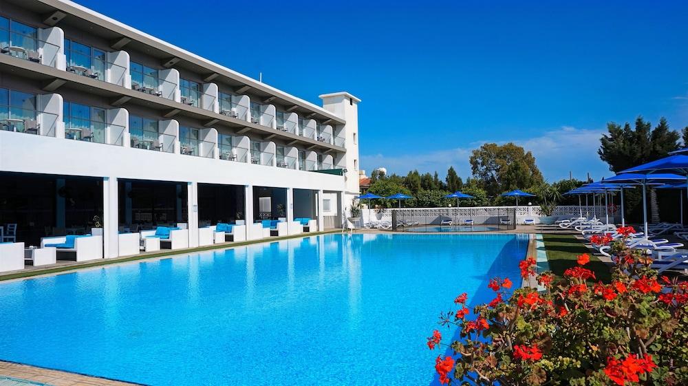 Hotel Sveltos 3*