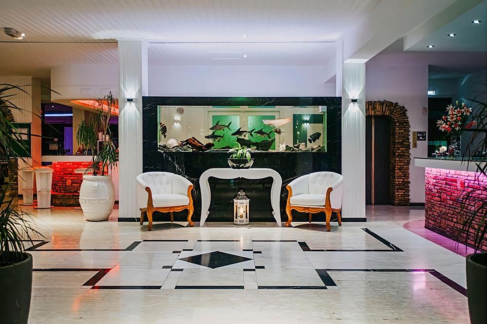 Sveltos Hotel 3*