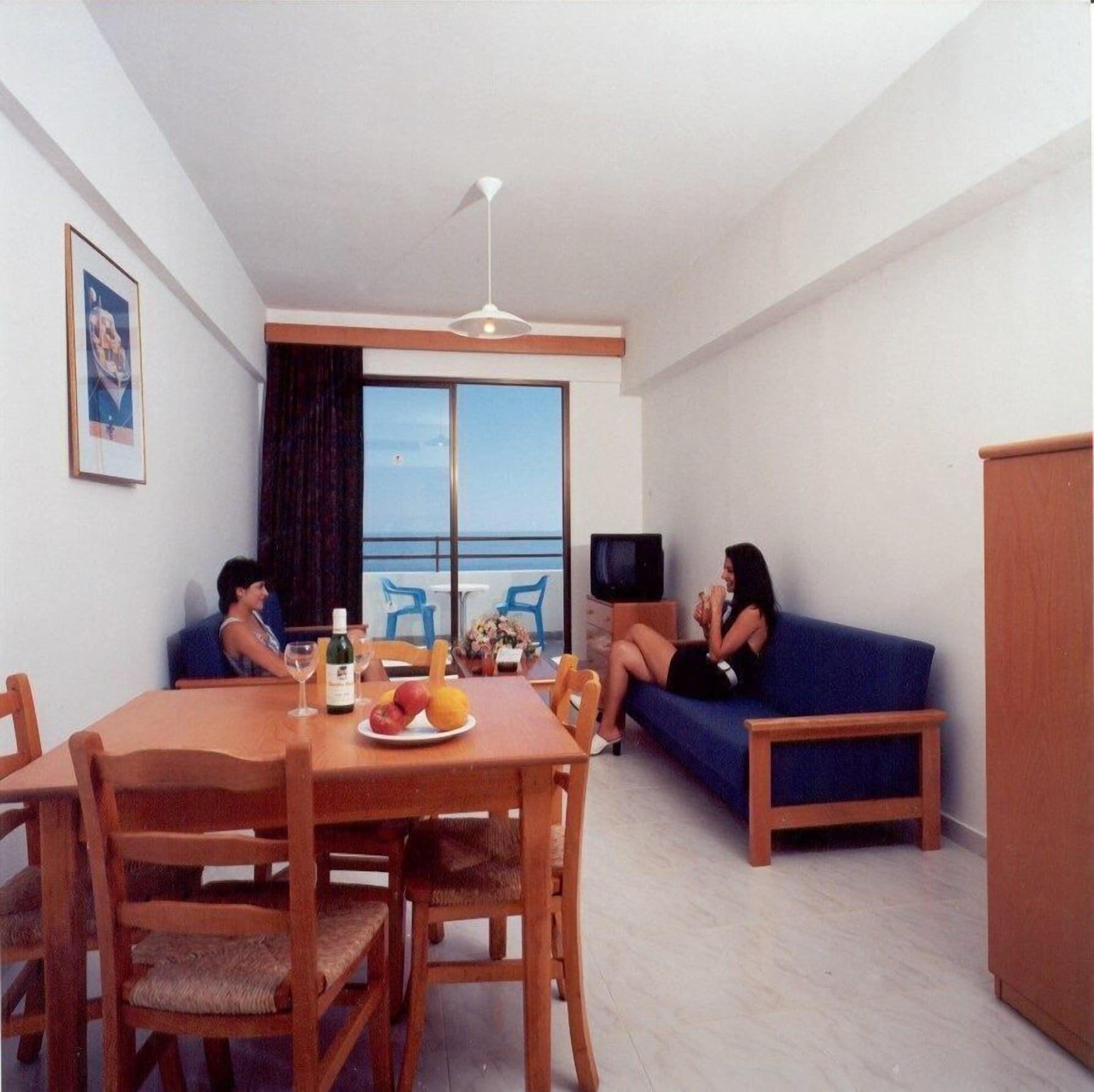 Aparthotel Corallia Coral Bay