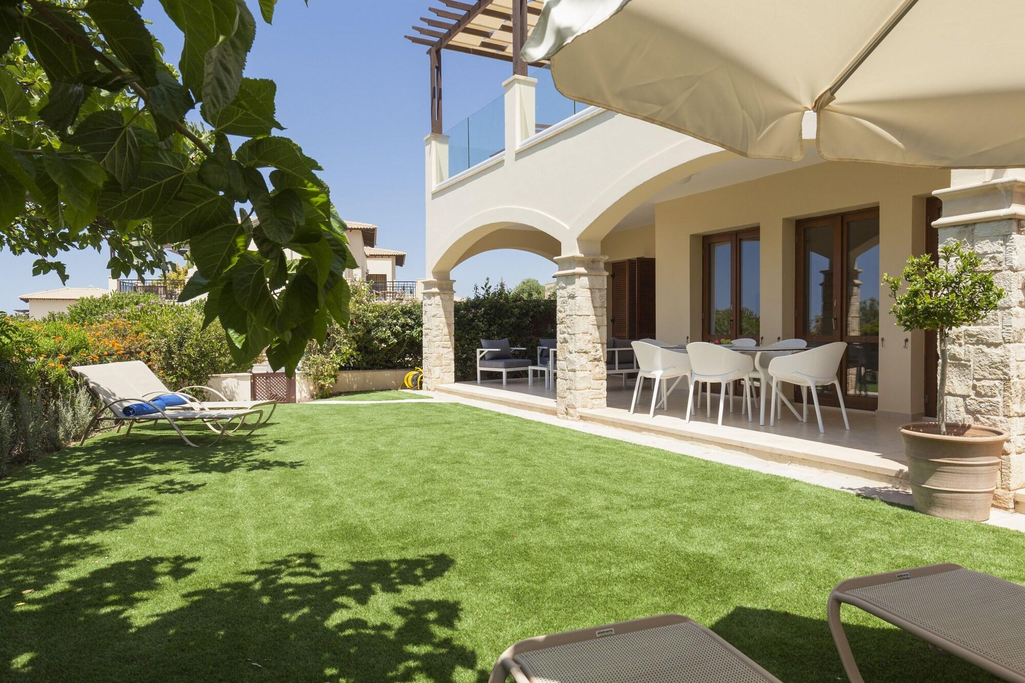 Residences * Aphrodite Hills