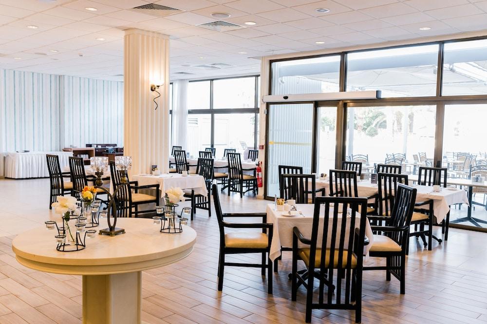 Elias Resort 4*