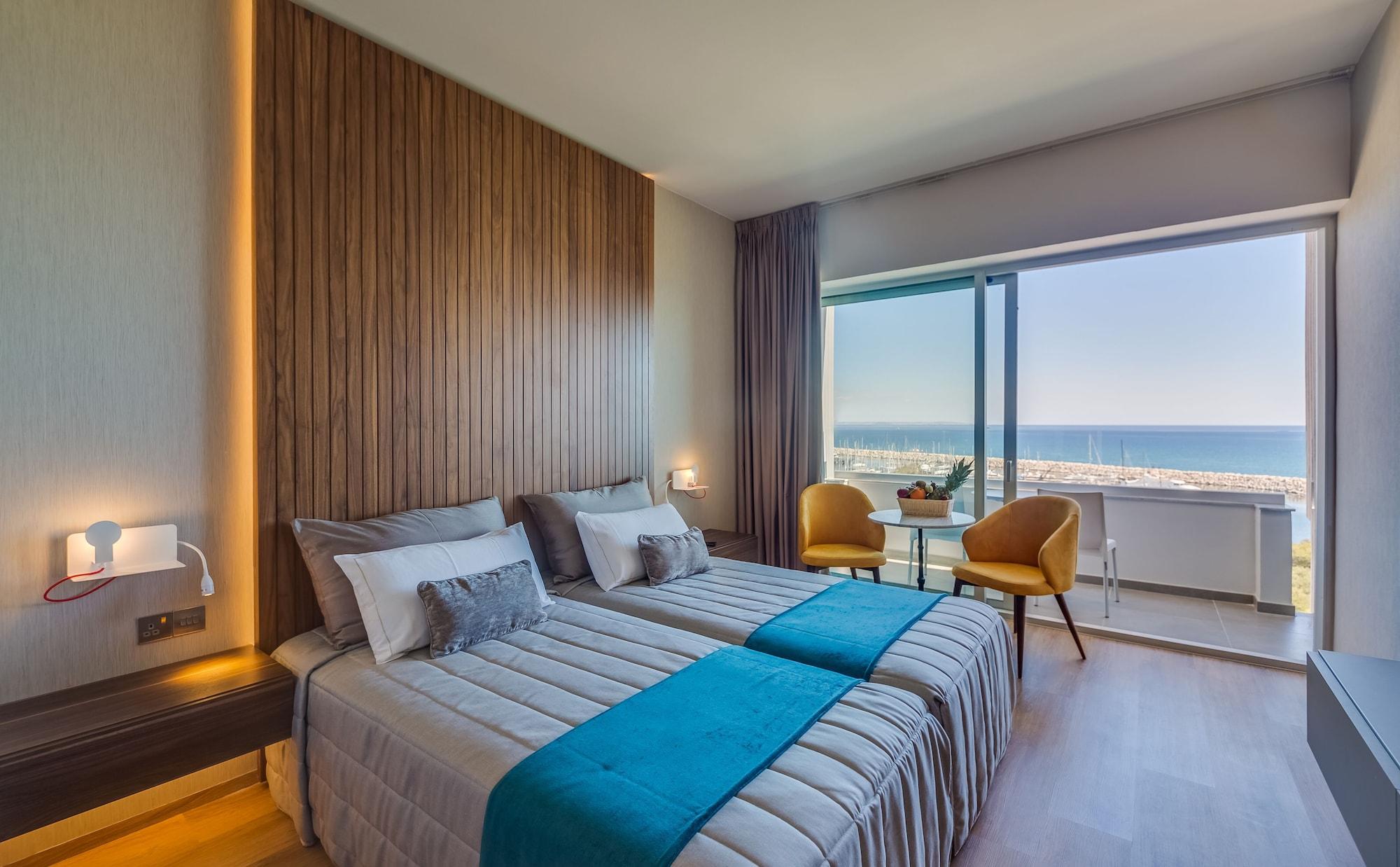 Hotel Sun Hall 4*