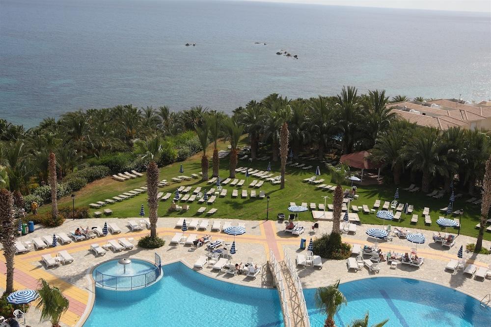 Ascos Coral Hotel 4*