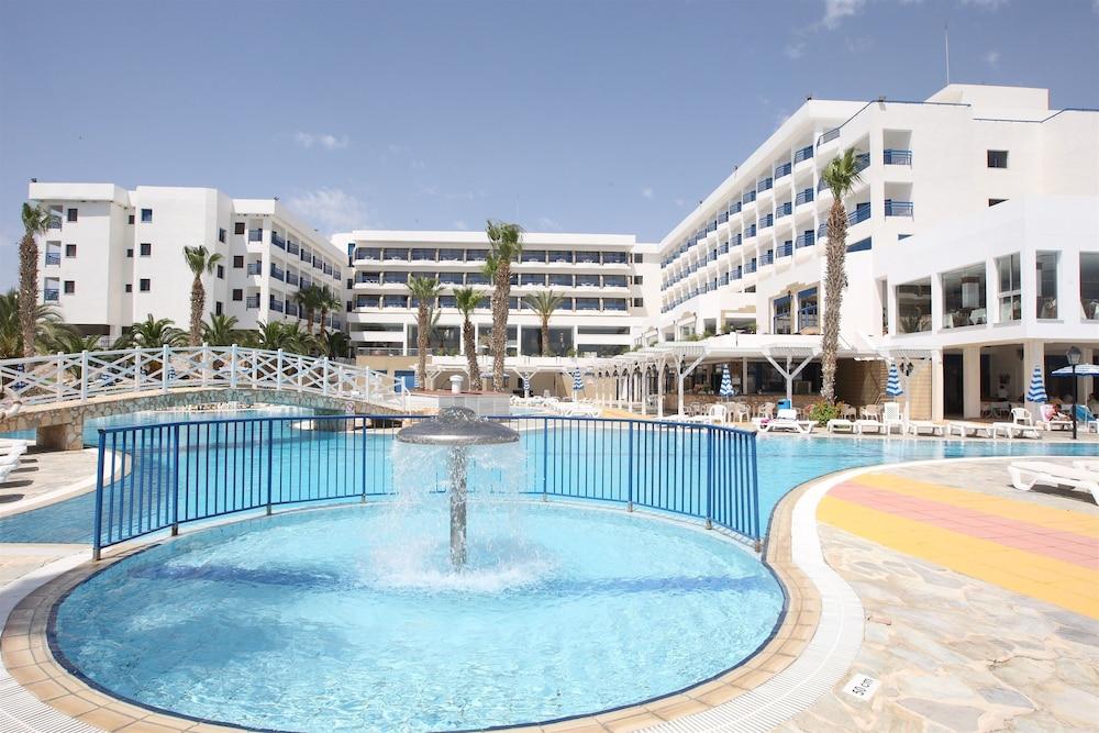 Ascos Coral 4* Coral Bay