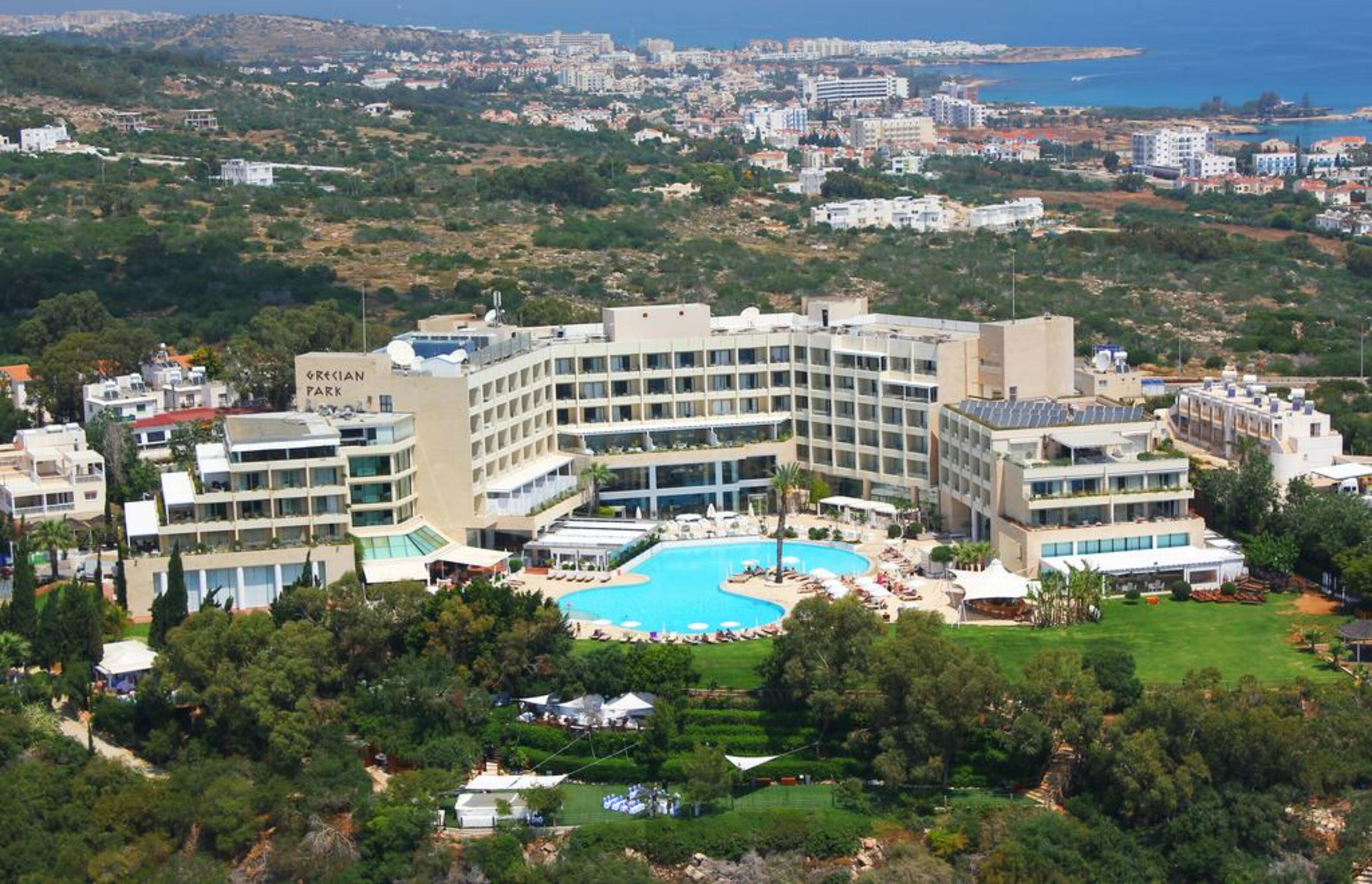 Grecian Park 5*