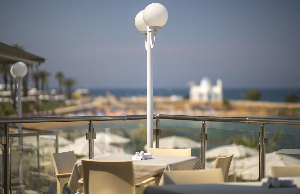 Myroandrou Aparthotel 3*
