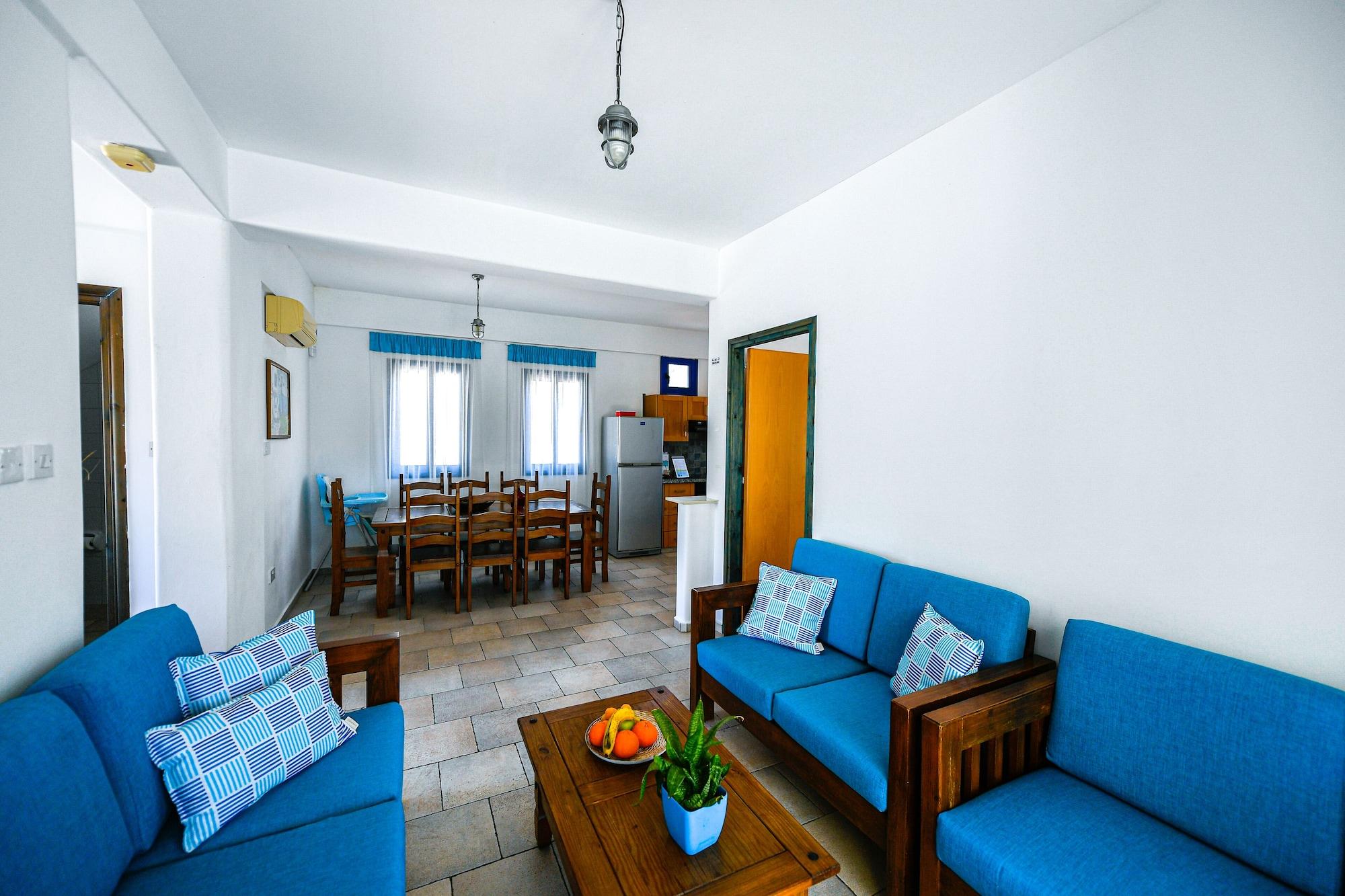 Sanders Azzurro Paphos