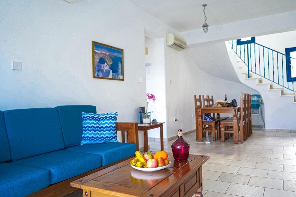 Sanders Azzurro Villa