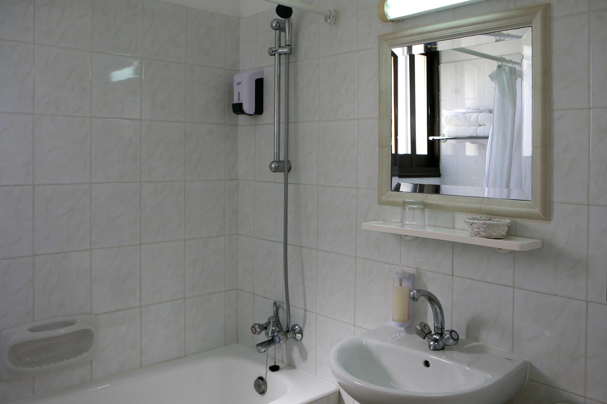 Club Aphrodite Aparthotel 3*