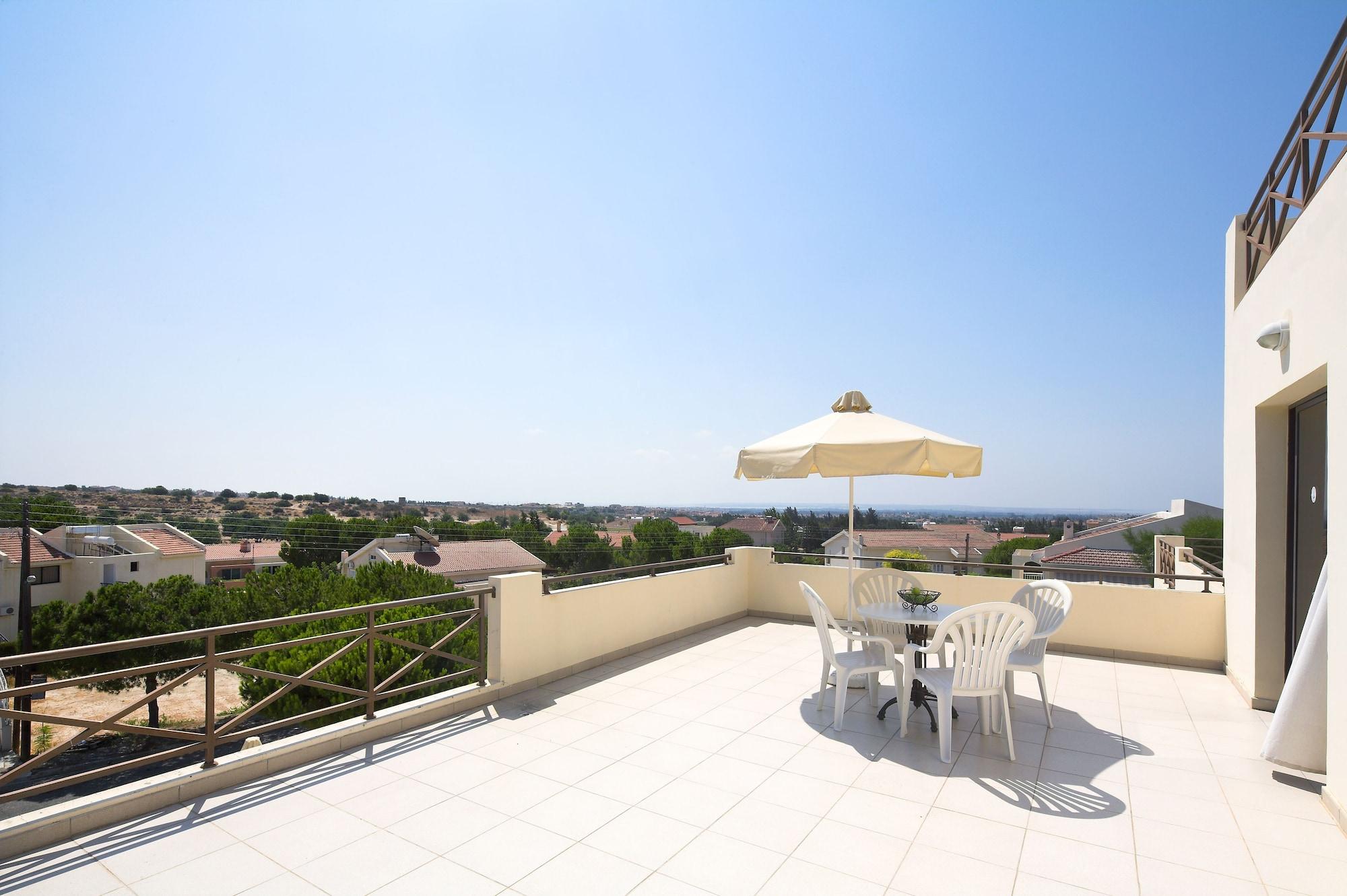 Club Aphrodite Aparthotel 3*