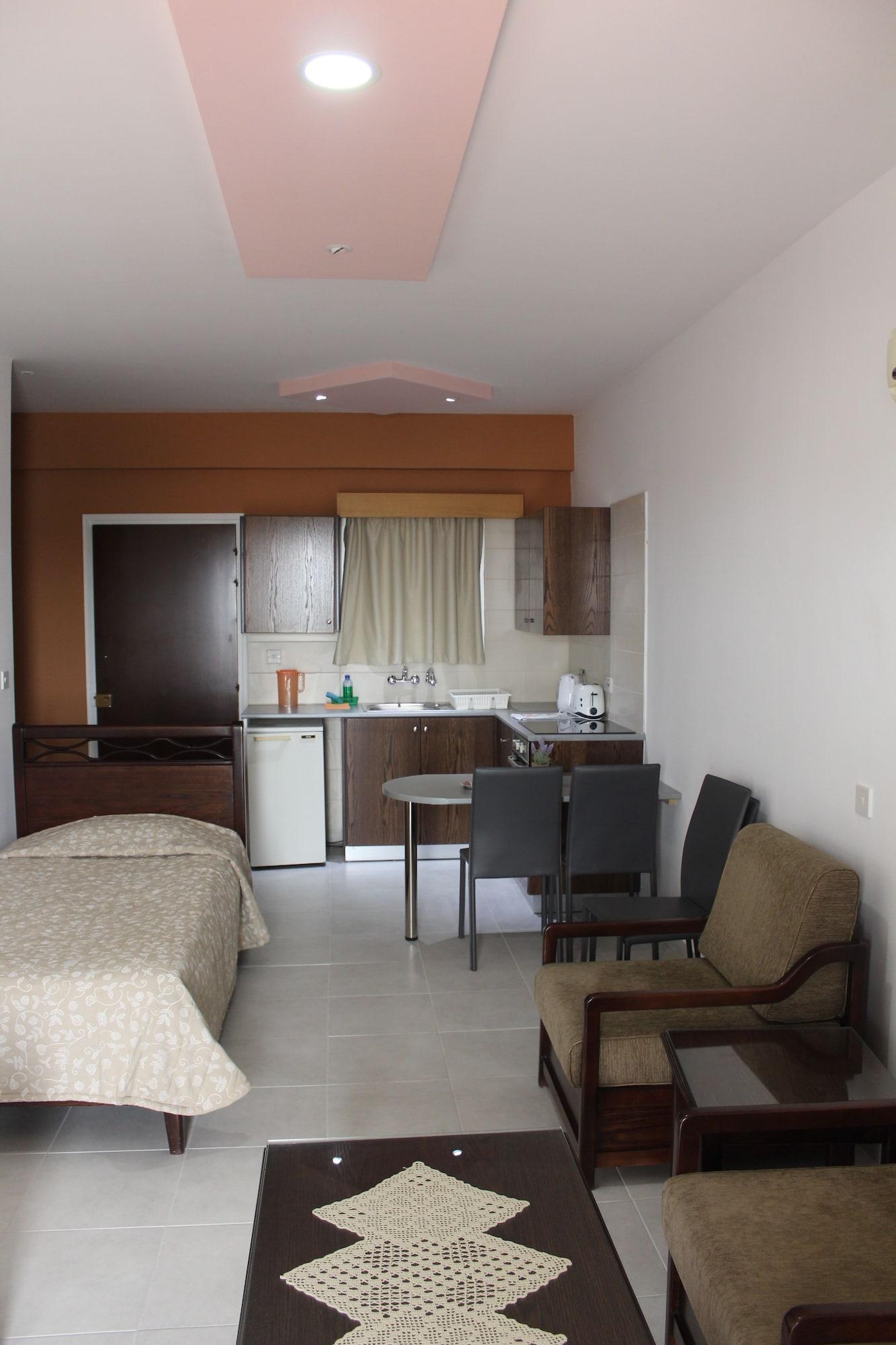 Aparthotel Petsas 3*