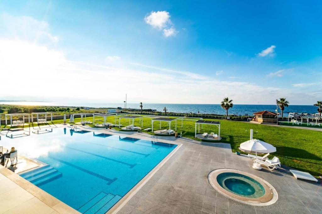 Apartment Aphrodite Beachfront - North Cyprus Ghaziveran