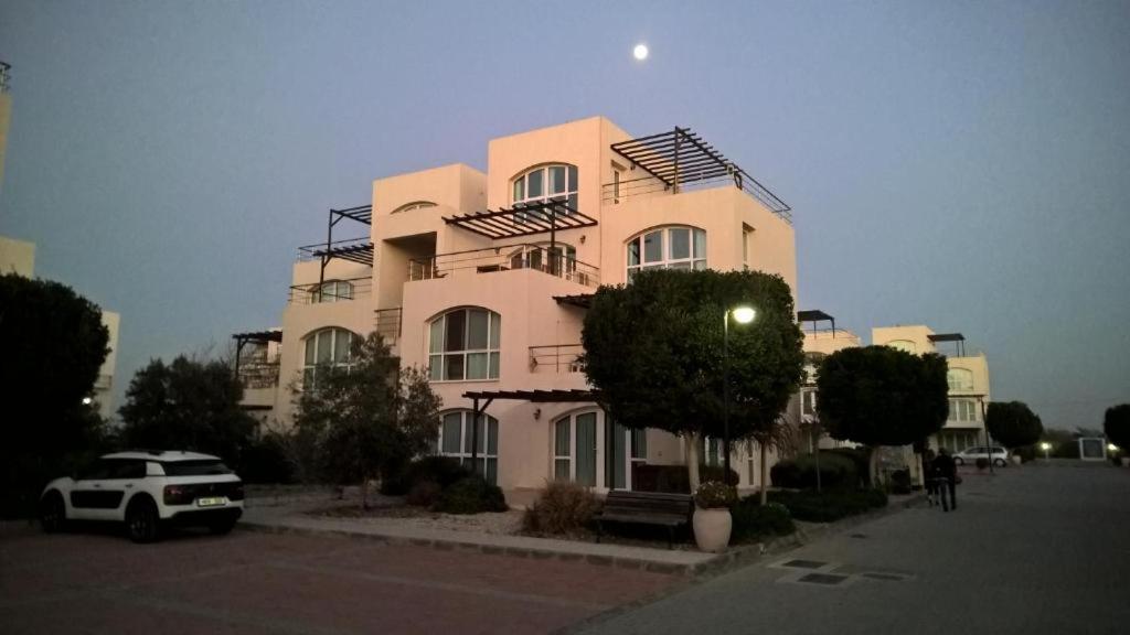 Apartment Aphrodite Beachfront - North Cyprus
