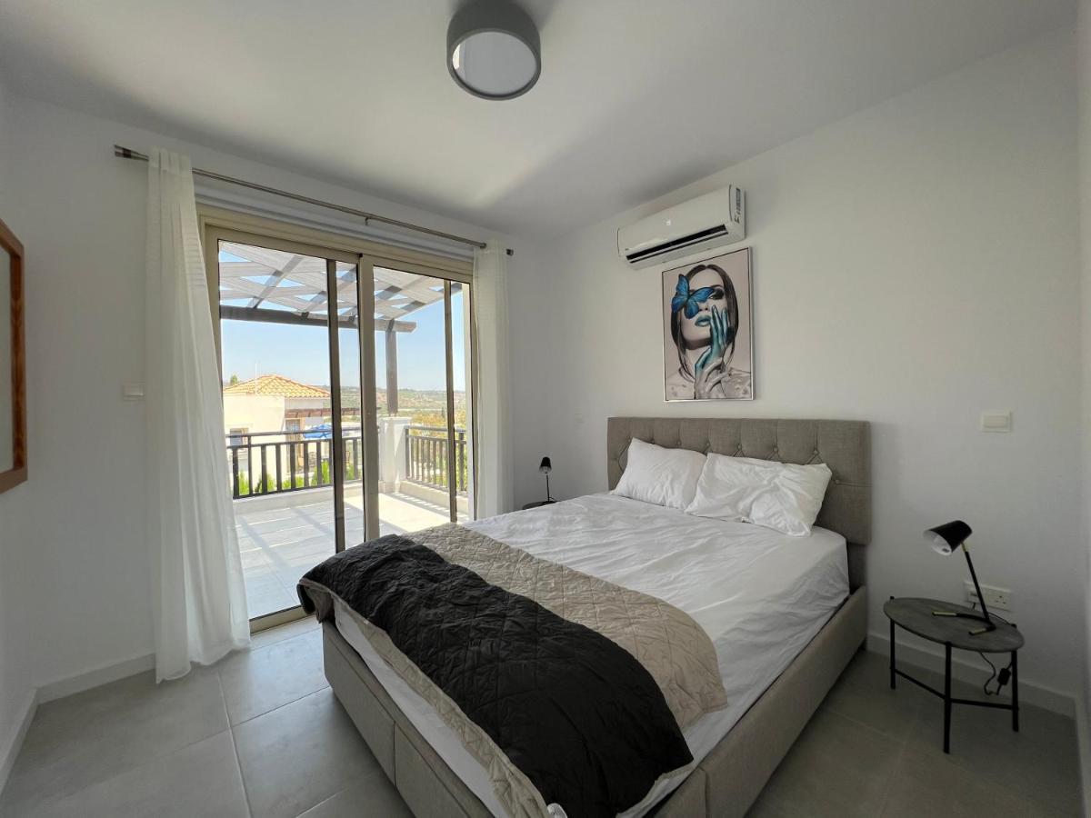 Marina Sea-view Private Pool * Peyia