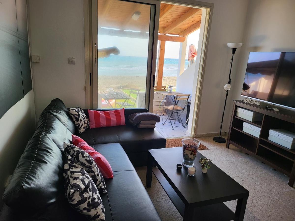 Holiday home Mattis Seafront Beachhouse