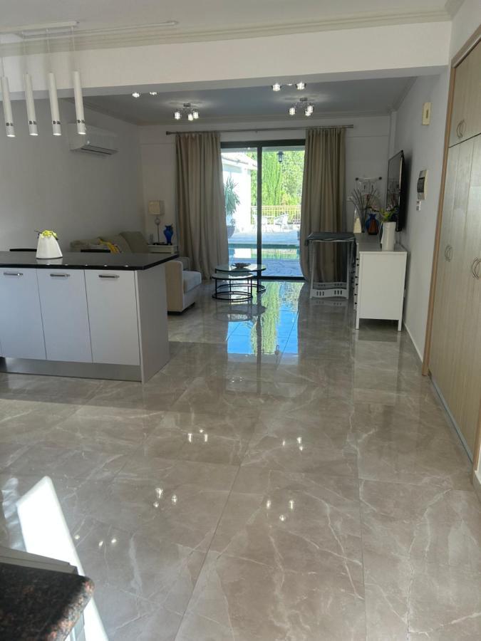 Luxury * Kouklia