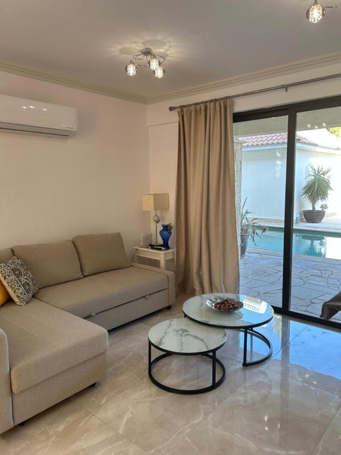 Luxury * Kouklia