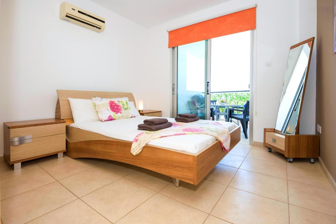 Apartment Sea View Apt*spacious Balcony*200m To The