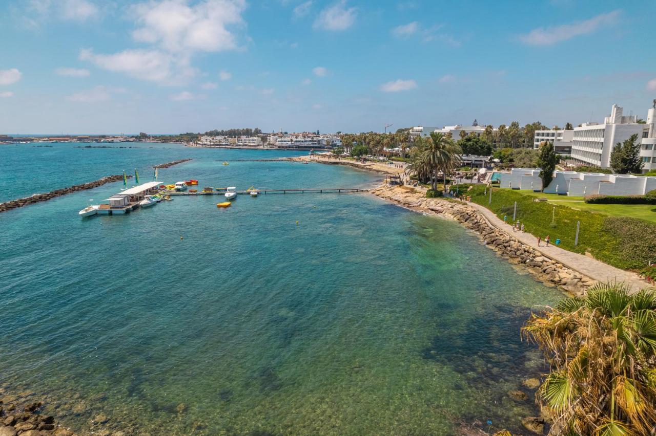 Aparthotel Waterside Sea View Paphos
