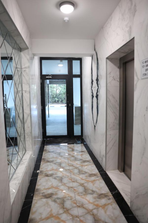 όμορφο καινούργιο σε μικρή πολυκατοικία Apartment Voroklini