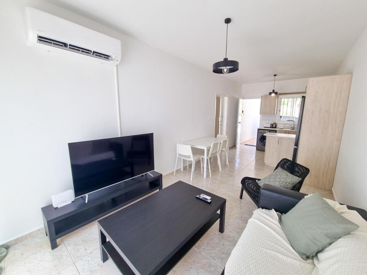 Apartment Vibes Beachfront *