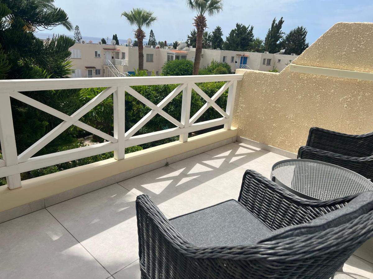 Modern Seaview Townhouse In Coral Bay (adults Only) * Peyia