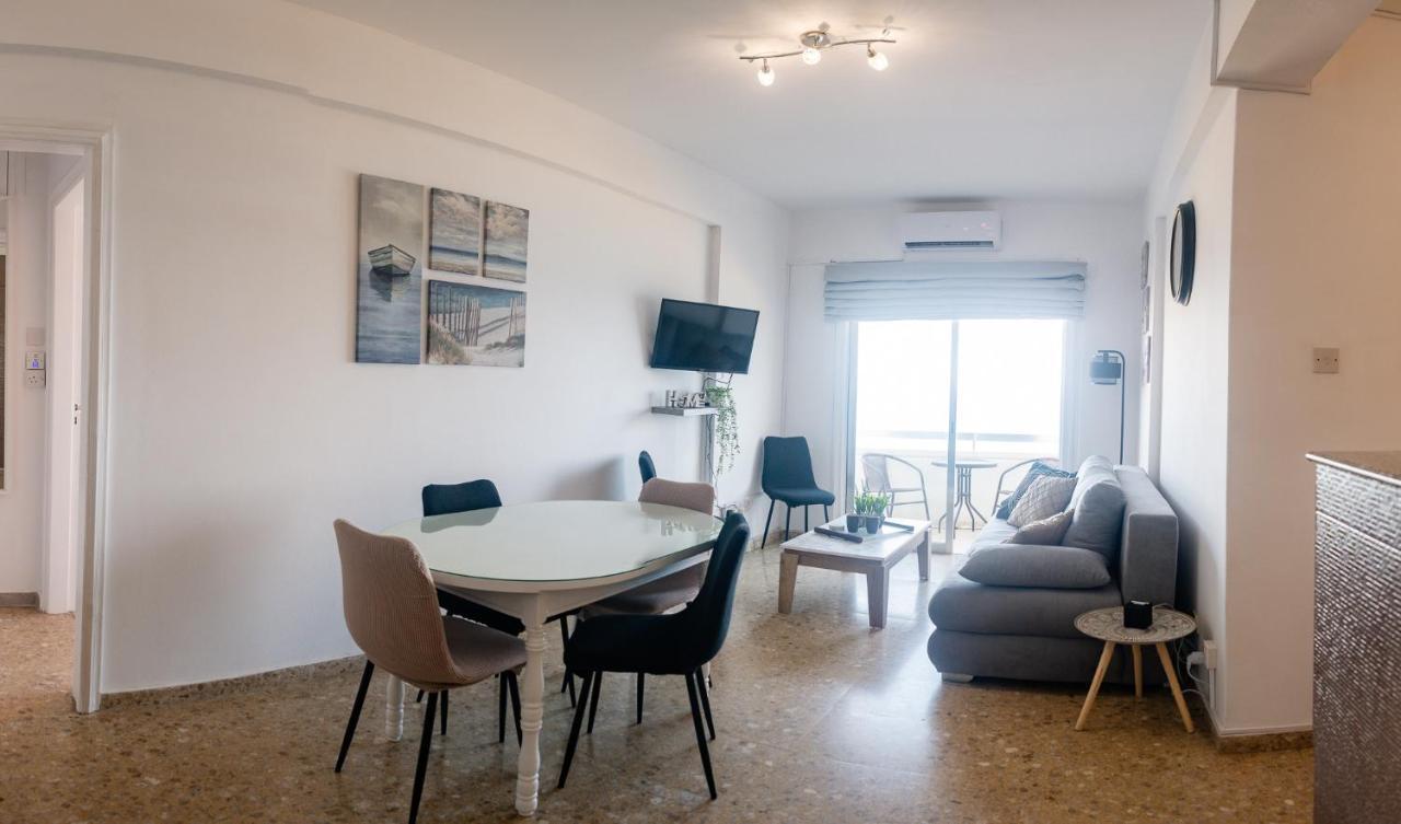 Quattro Beachfront Sea View Ap 53 Larnaca
