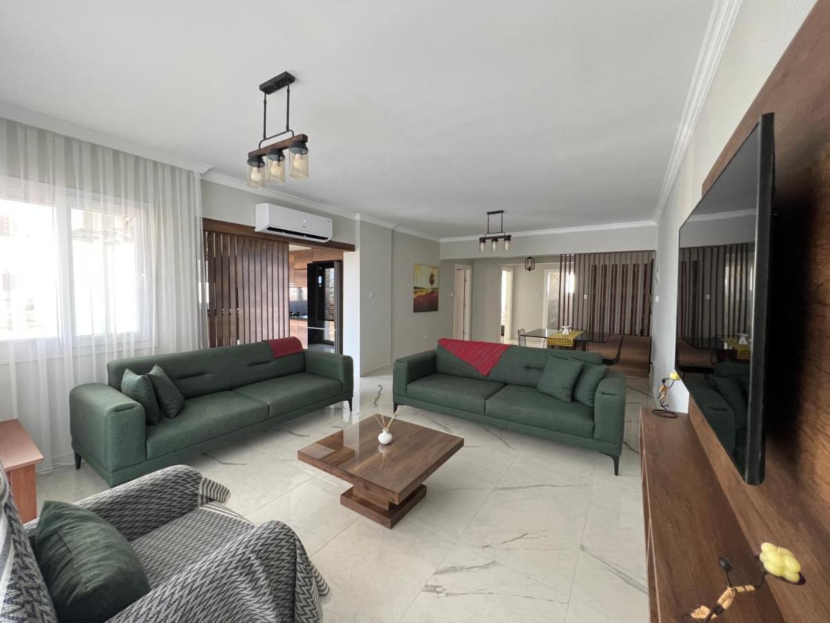 Apartment New Sea View Flat In Long Perivolia tou Trikomou