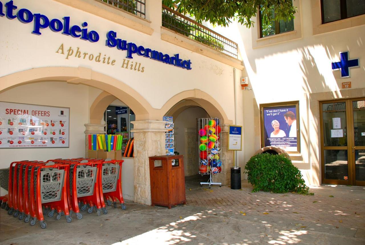 3 Bedroom Athina With Private Pool And Golf Views, Aphrodite Hills Holiday home *