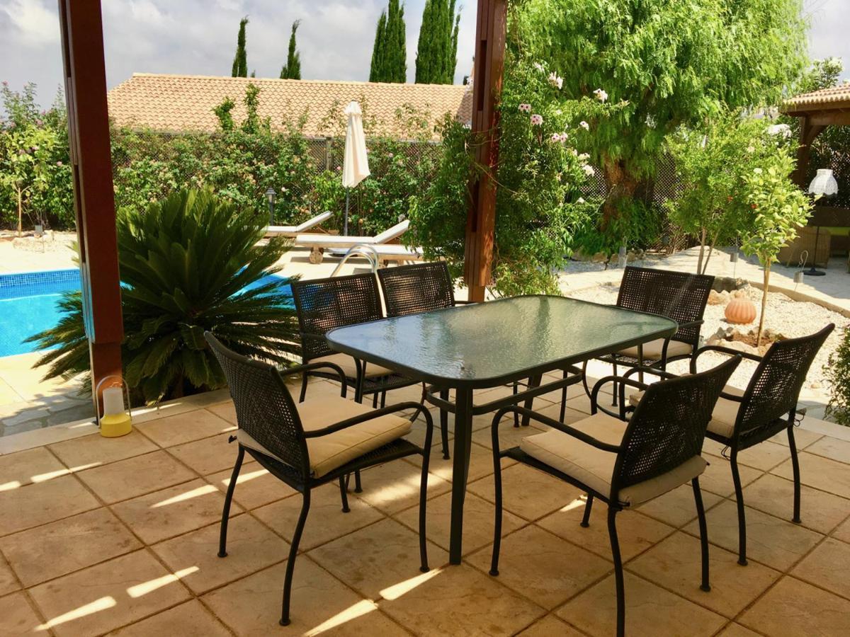 Panorama - Stunning Views In With Hot Tub, Pool, Garden Villa *