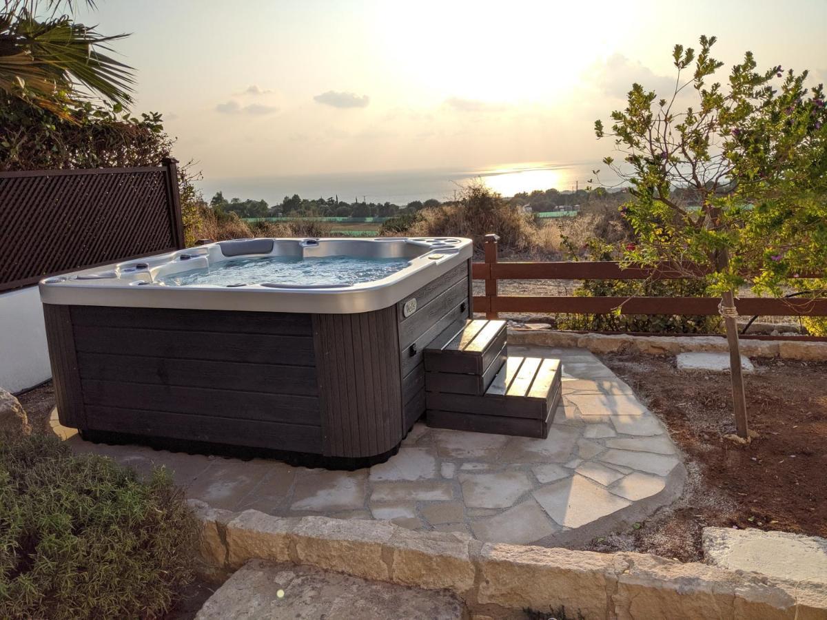 Villa Panorama - Stunning Views In With Hot Tub, Pool, Garden