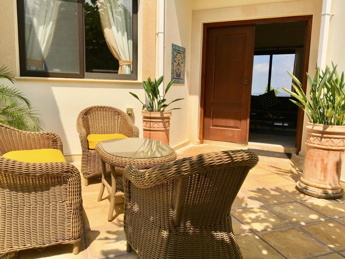 Panorama - Stunning Views In With Hot Tub, Pool, Garden Villa Kouklia