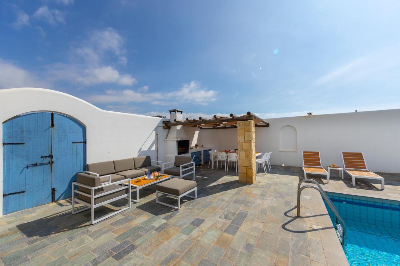 Blue Coral Villas: Exclusive Oceanfront Retreat *