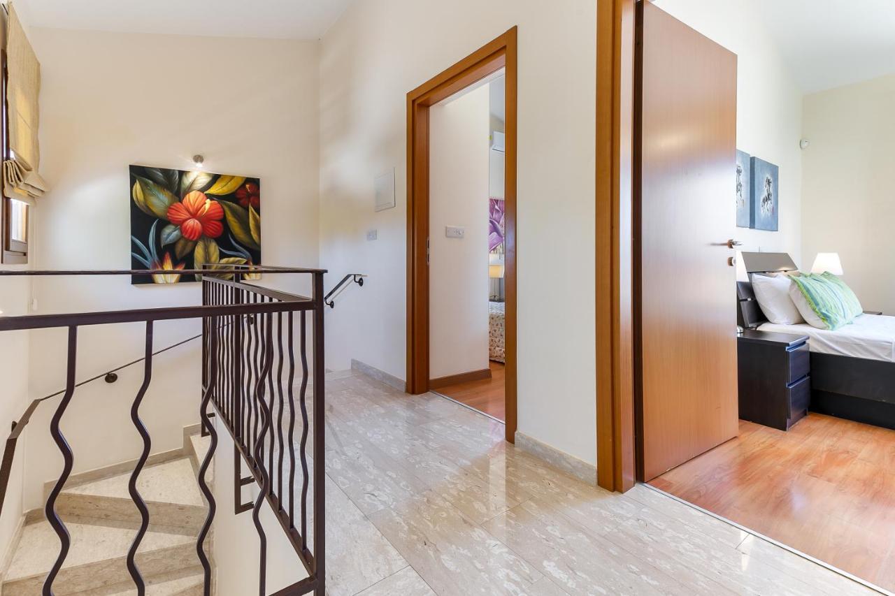 3 Bedroom Athina With Private Pool And Golf Views, Aphrodite Hills