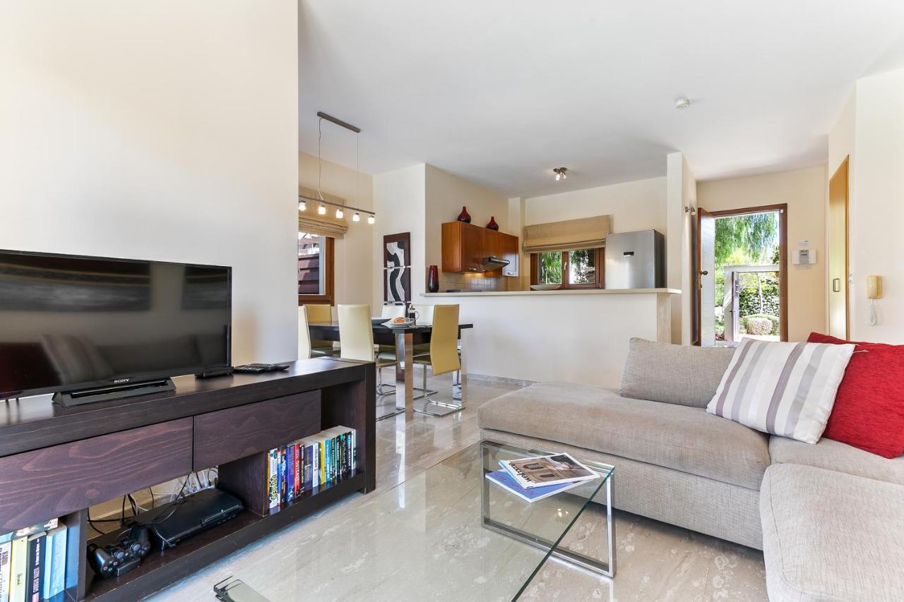 3 Bedroom Athina With Private Pool And Golf Views, Aphrodite Hills * Kouklia