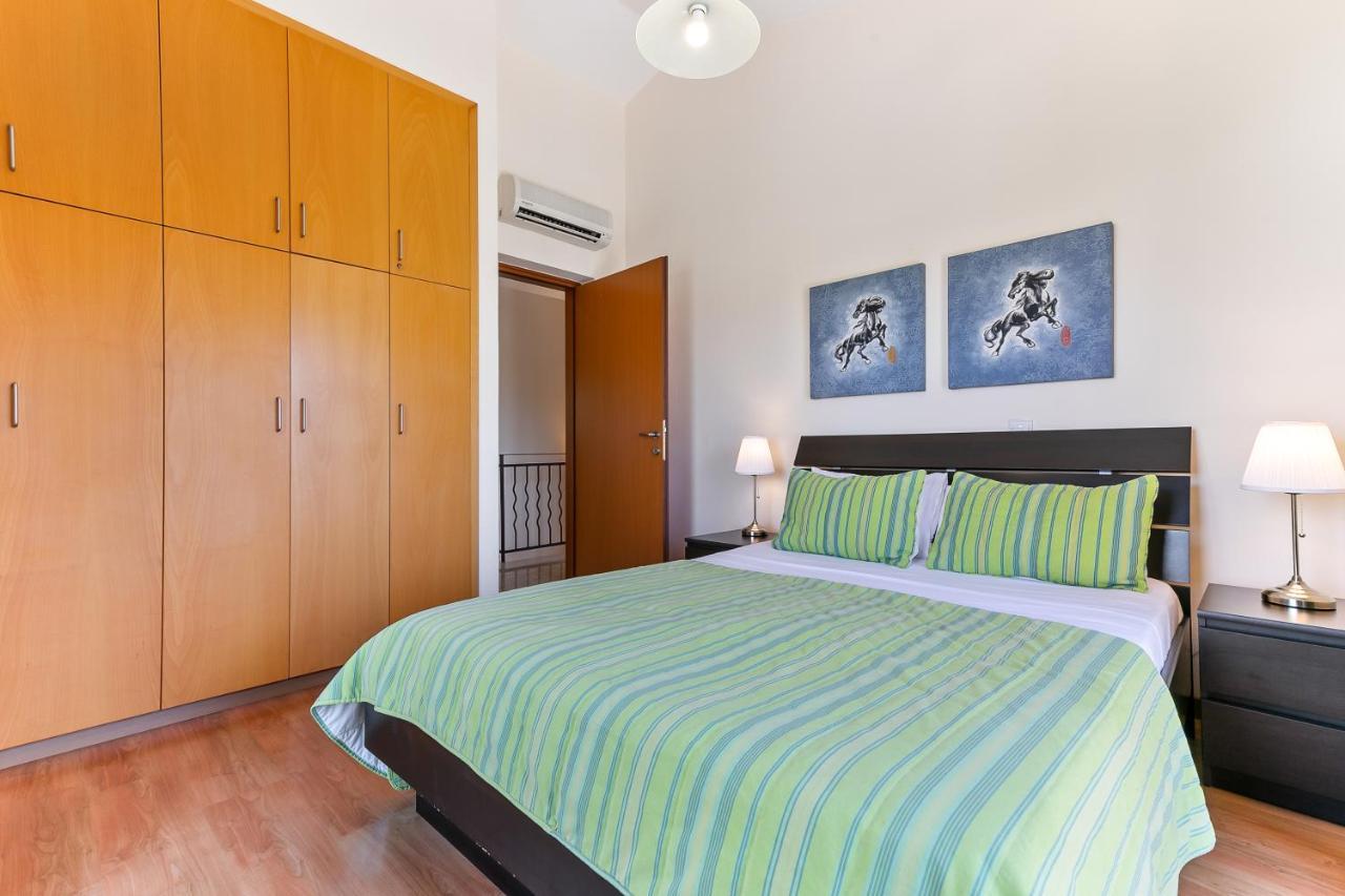 3 Bedroom Athina With Private Pool And Golf Views, Aphrodite Hills Holiday home
