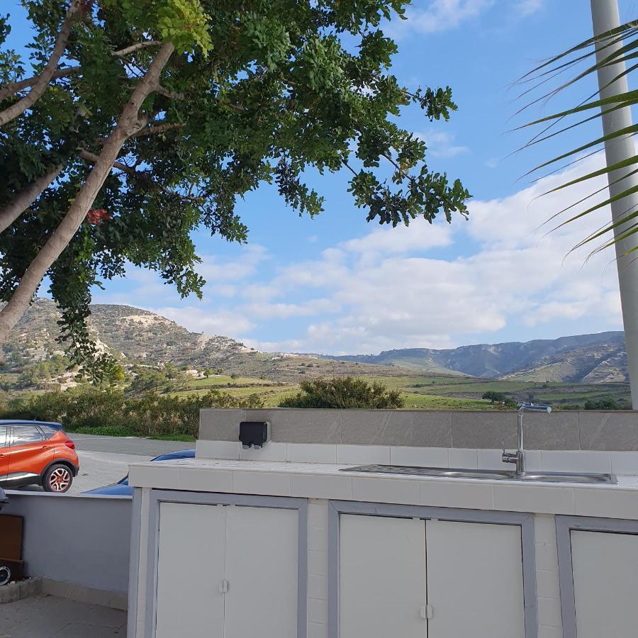 Pearl Deluxe Apartment Peyia