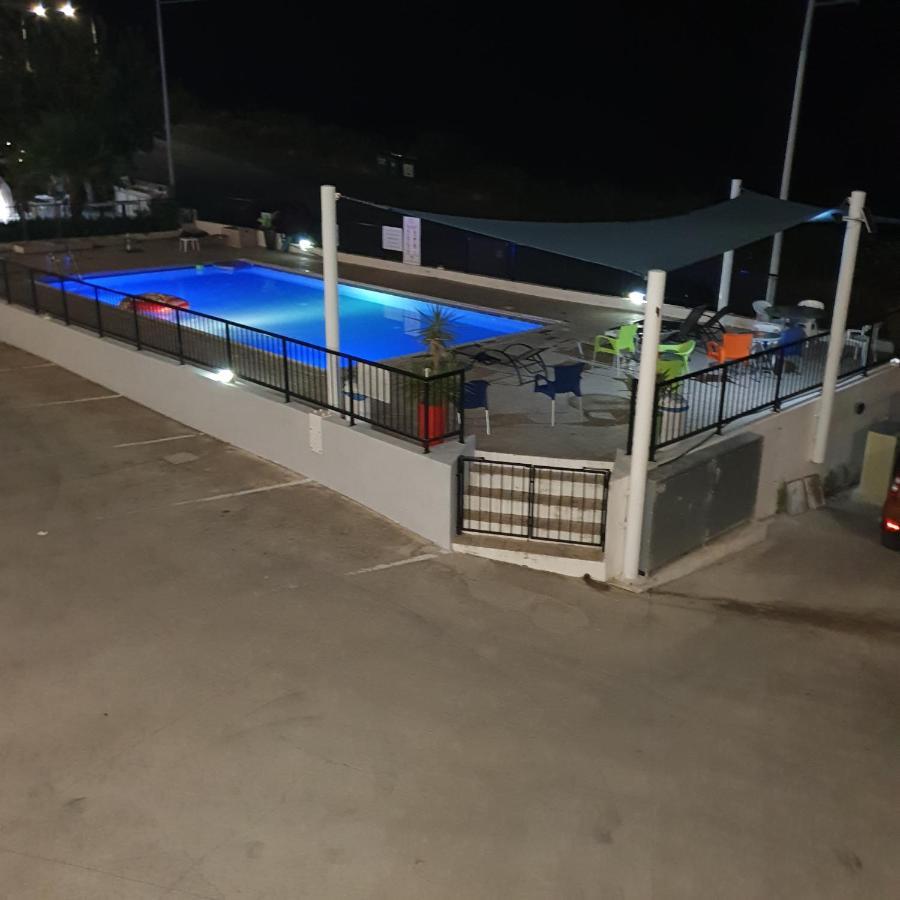 Pearl Deluxe Apartment Peyia